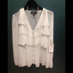 NWT ruffle white 2 piece over blouse